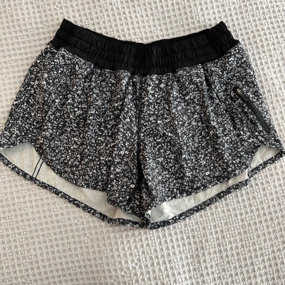 Hotty Hot Short